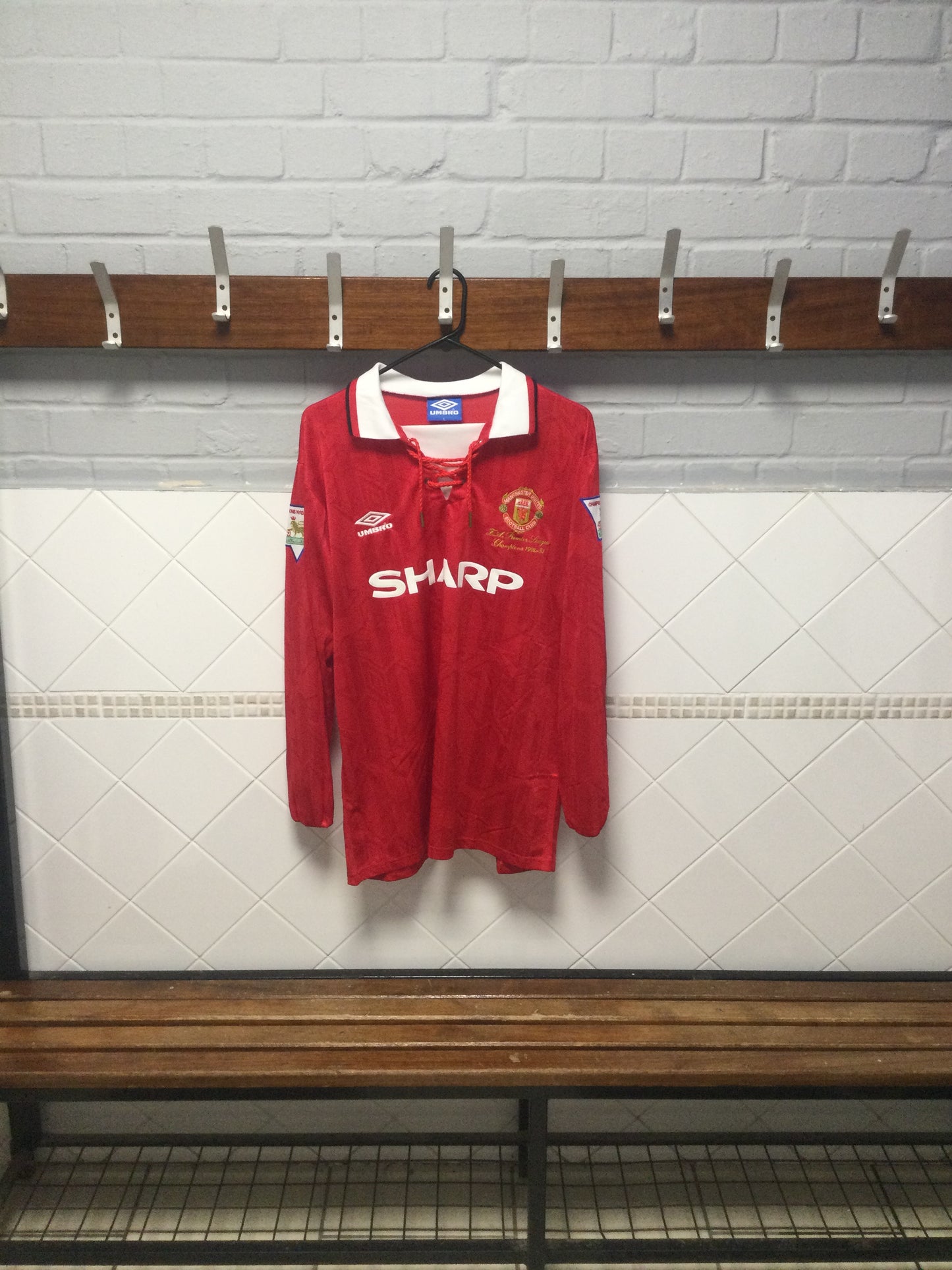 Man United Retro Jacket