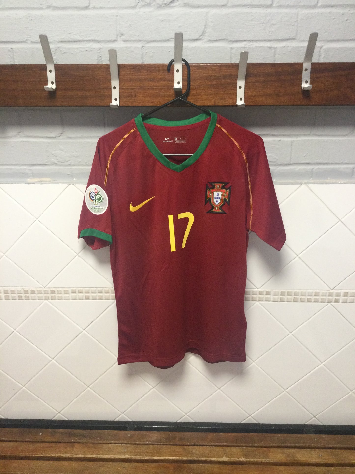 Portugal Home Shirt 2006 C.RONALDO 17