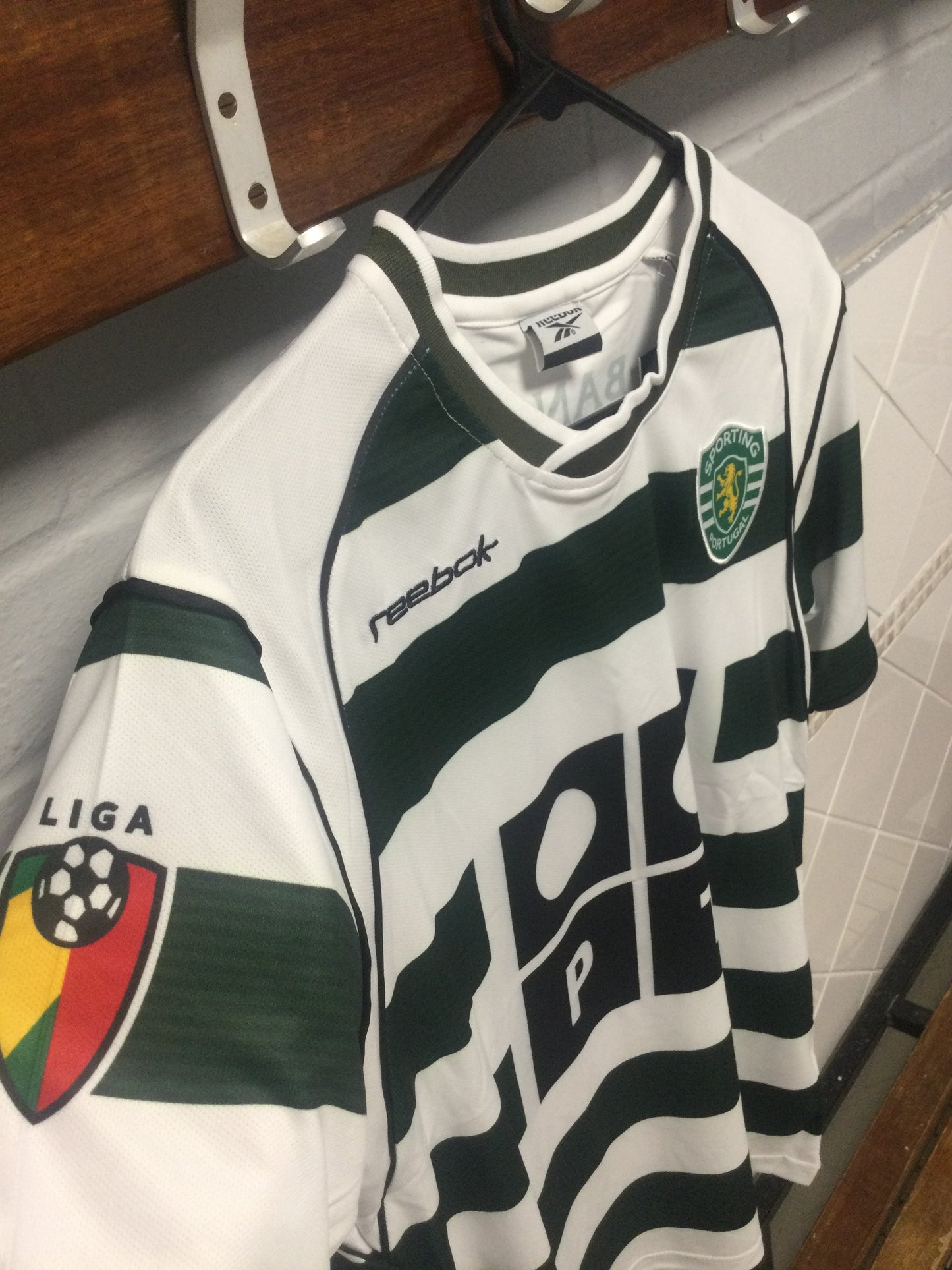 Sporting Lisbon 2001/02 Home Shirt C.Ronaldo 28